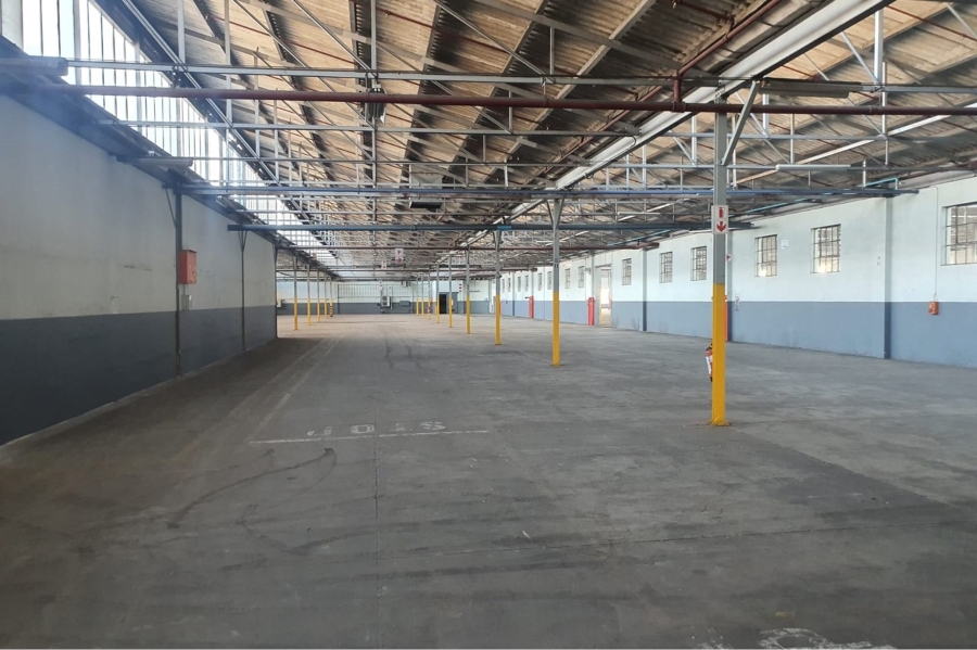 To Let commercial Property for Rent in Sidwell Eastern Cape